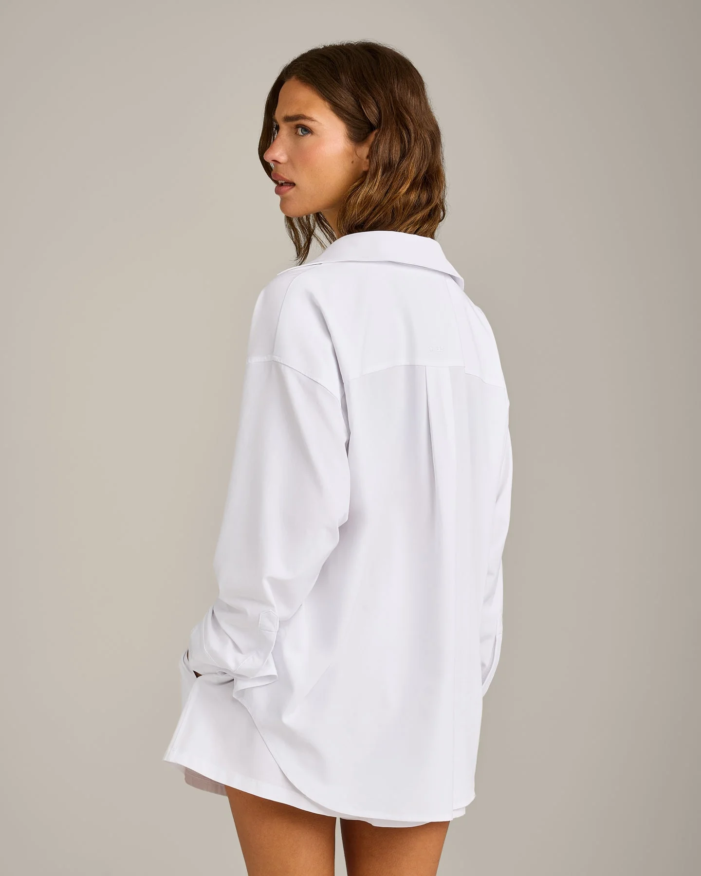 AirMove™ Shirt | White - Image 6