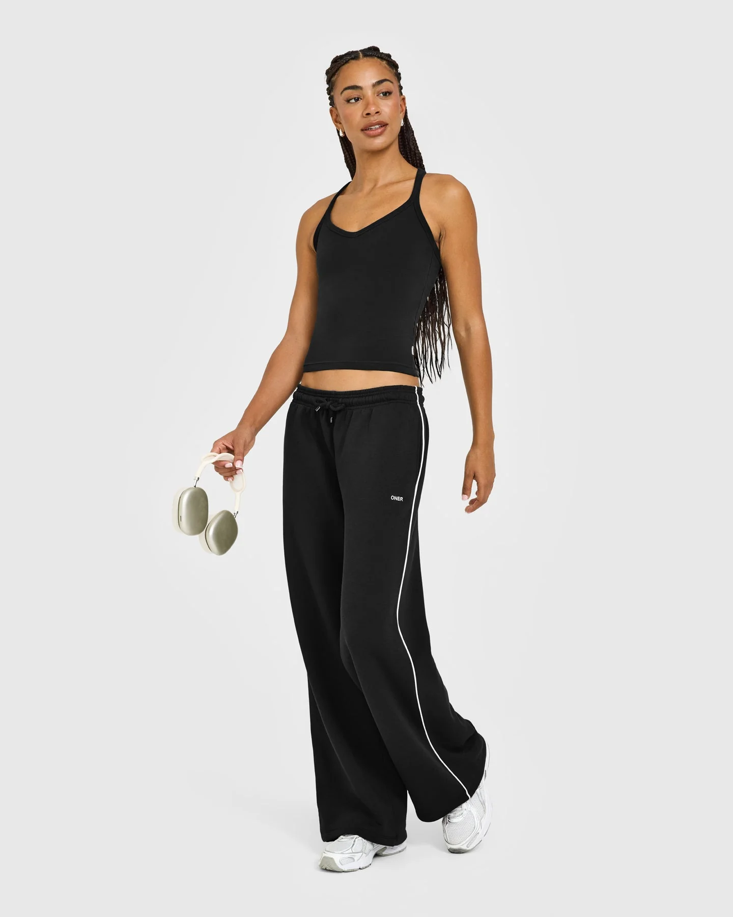 Cotton Racer Back Fitted Vest | Black - Image 3