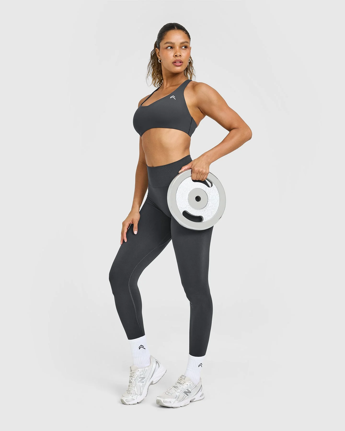 EasyLift™ Cross Back Sports Bra with White Logo | Coal - Image 3