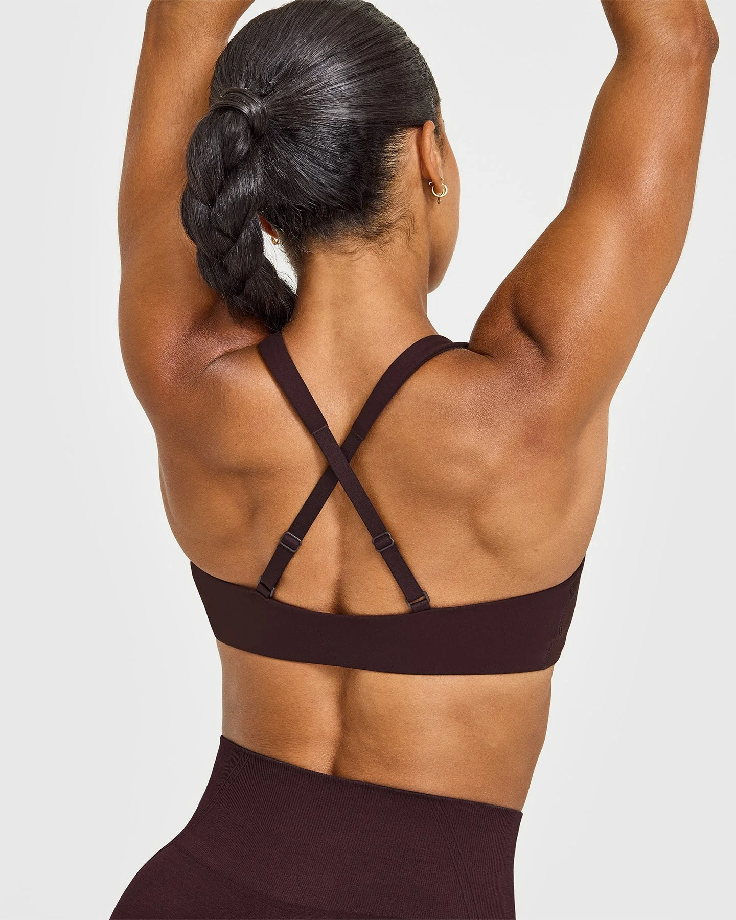 EasyLift™ Cross Back Sports Bra with White Logo | Plum Brown - Image 6
