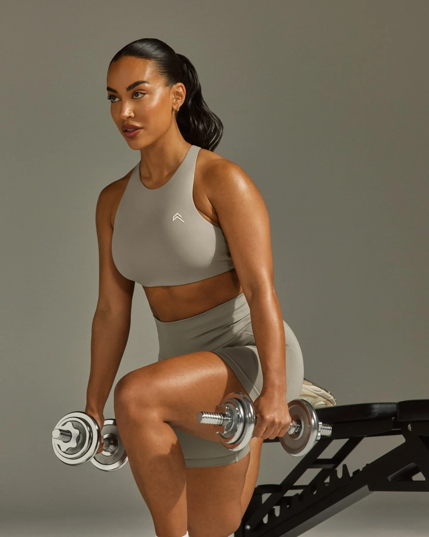 EasyLift™ High Neck Sports Bra with White Logo | Warm Sand - Image 2