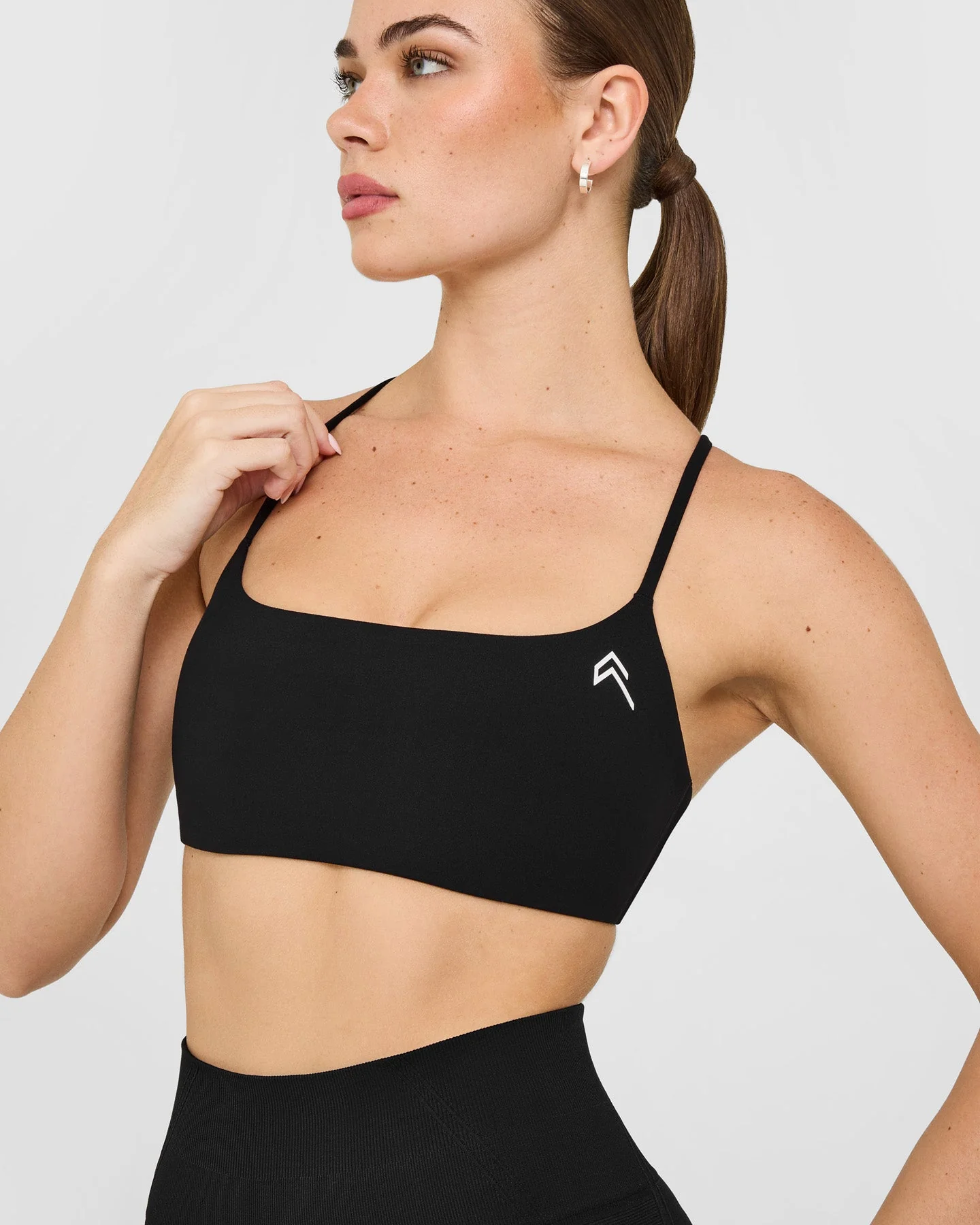 EasyLift™ Strappy Sports Bra with White Logo | Black - Image 2