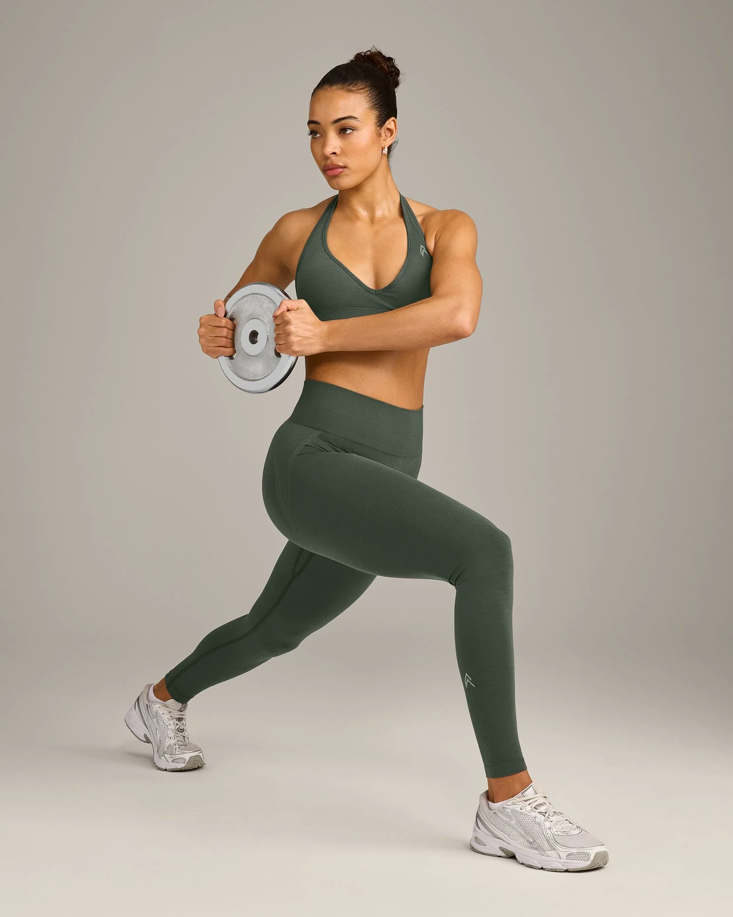 EffortlessLift™ Seamless Leggings with Grey Logo | Dark Khaki - Image 3
