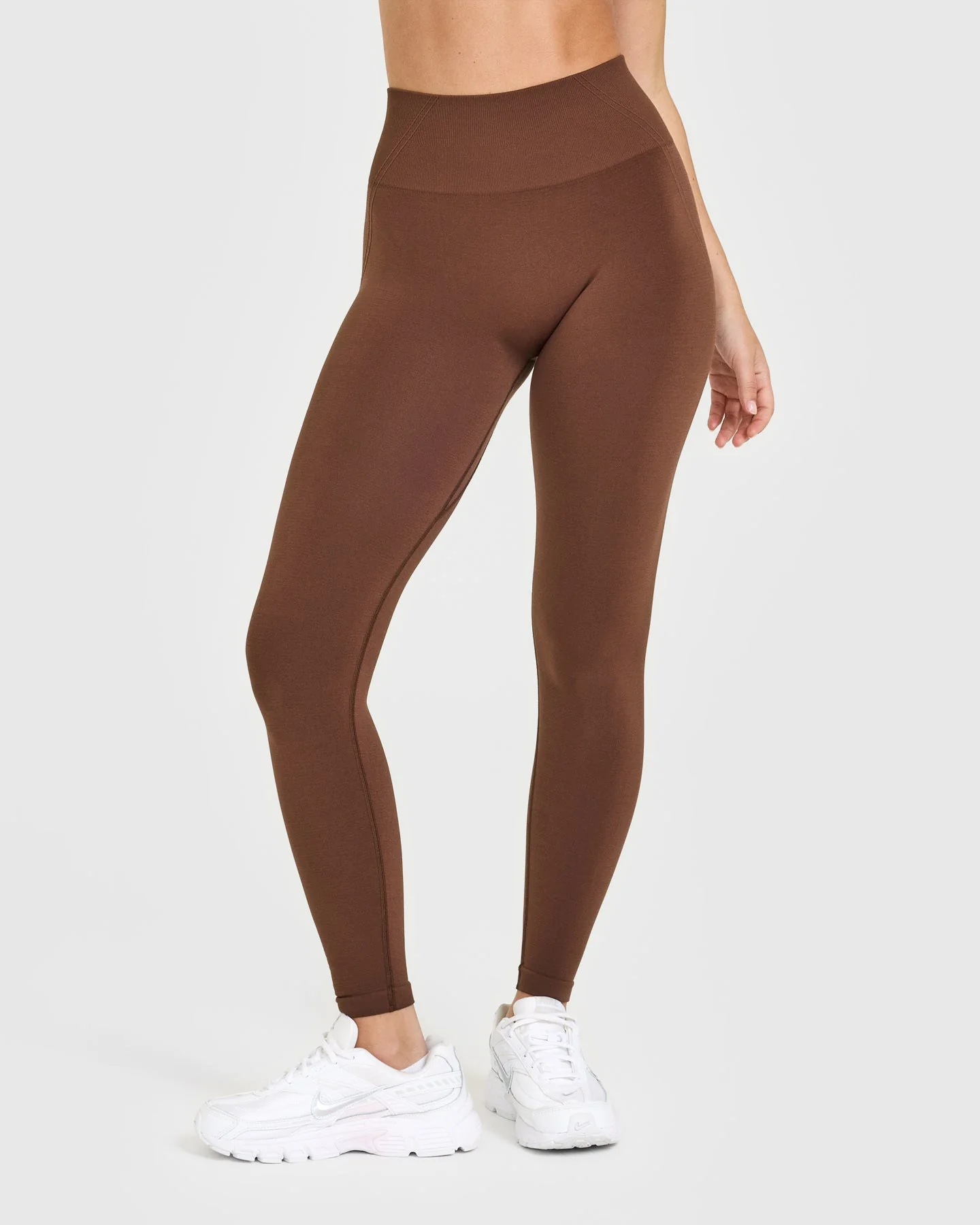 EffortlessLift™ Seamless Leggings with White Logo | Rustic Brown - Image 2