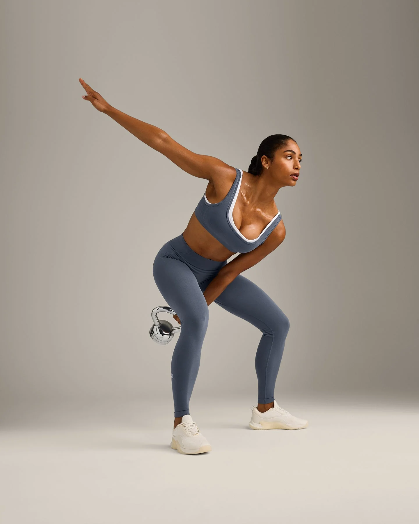 EffortlessLift™ Seamless Mid Rise Leggings with Grey Logo | Light Granite Blue - Image 5