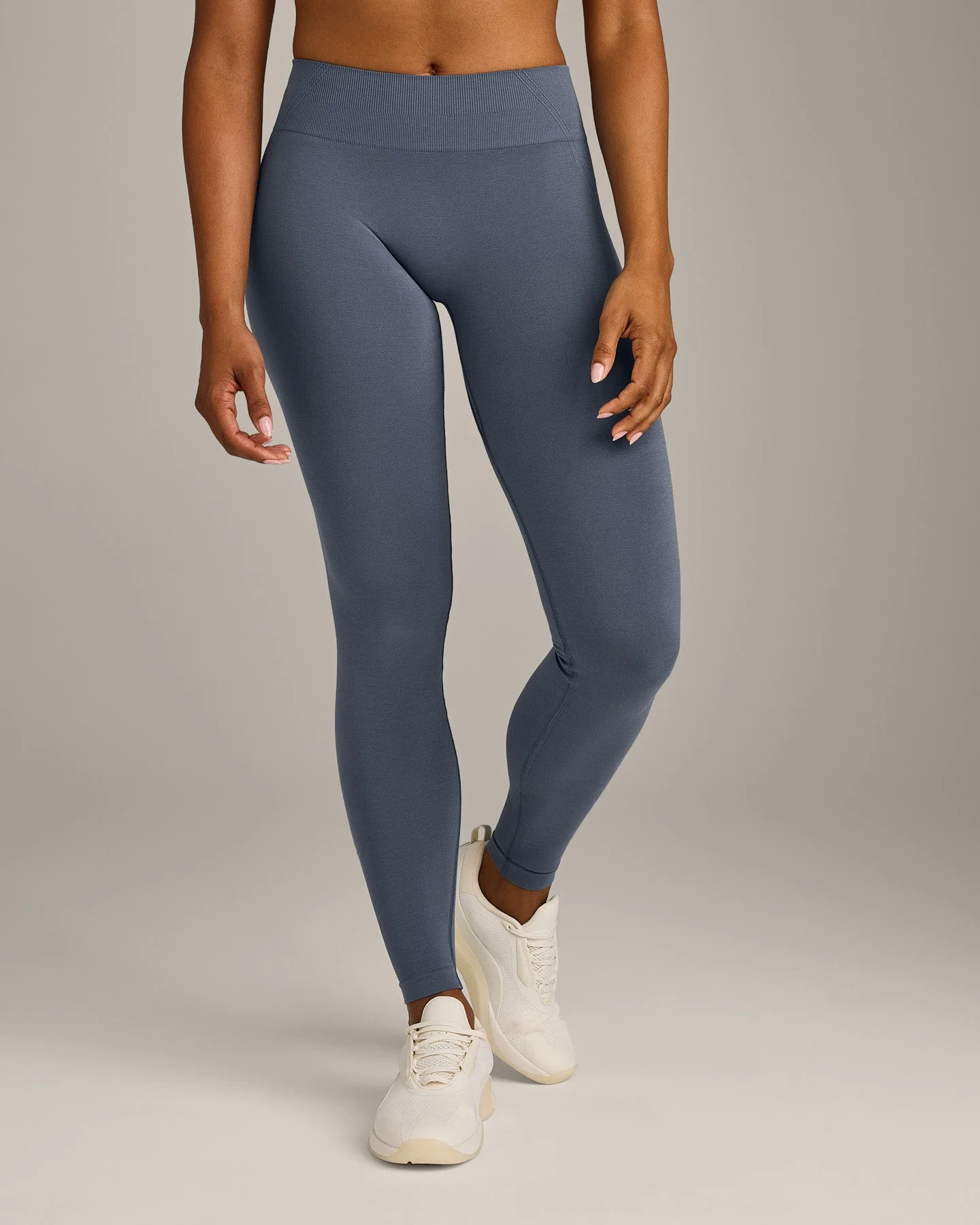 EffortlessLift™ Seamless Mid Rise Leggings with Grey Logo | Light Granite Blue - Image 6