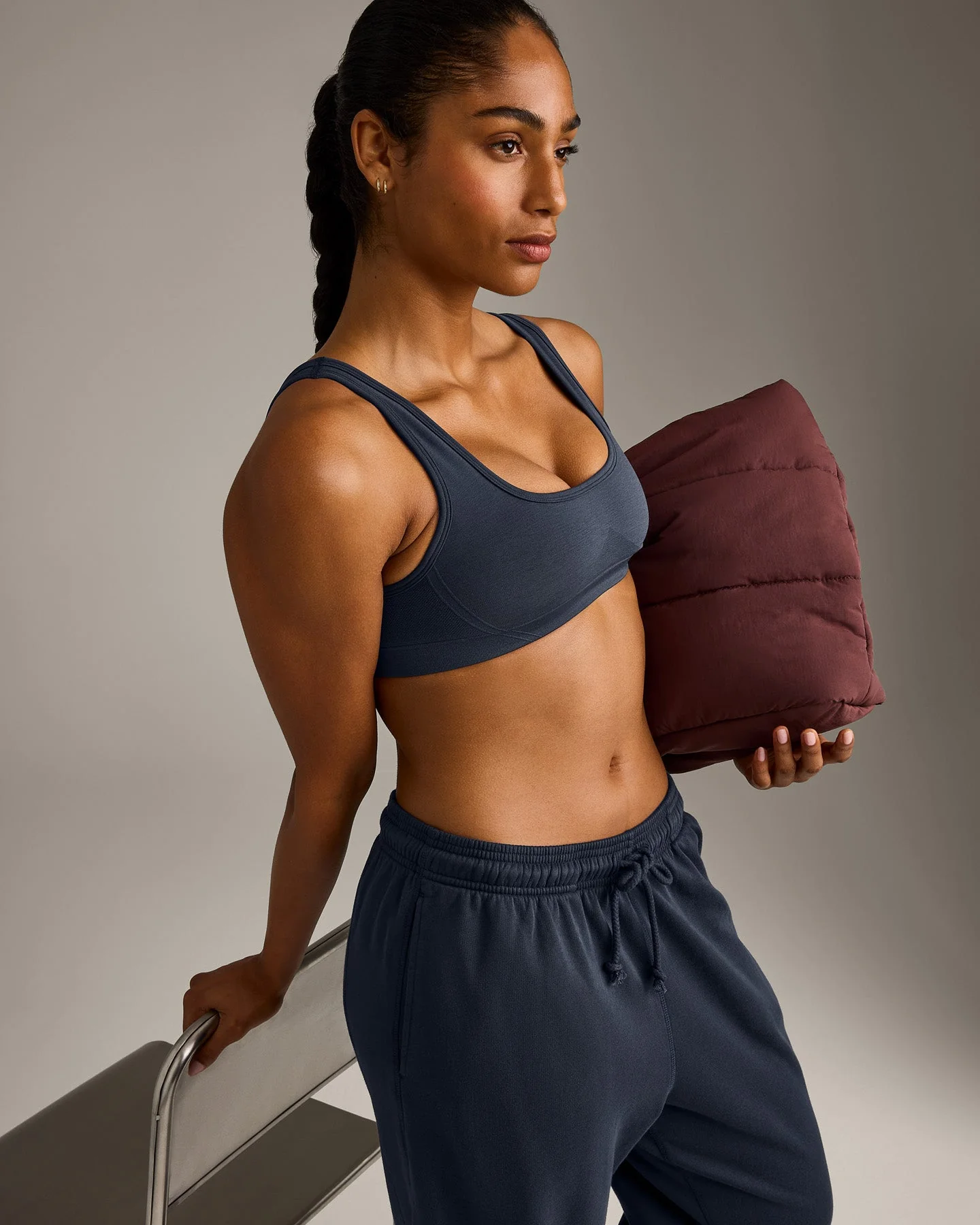 EffortlessLift™ Square Neck Sports Bra with Grey Logo | True Blue - Image 3
