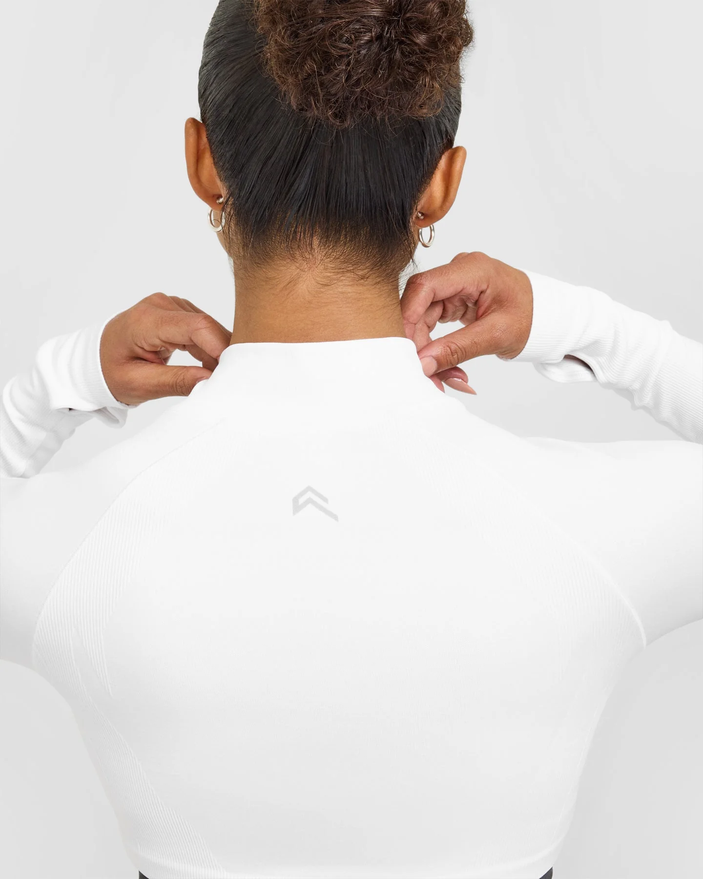 EnhanceLift™ Seamless Crop Jacket | White - Image 5