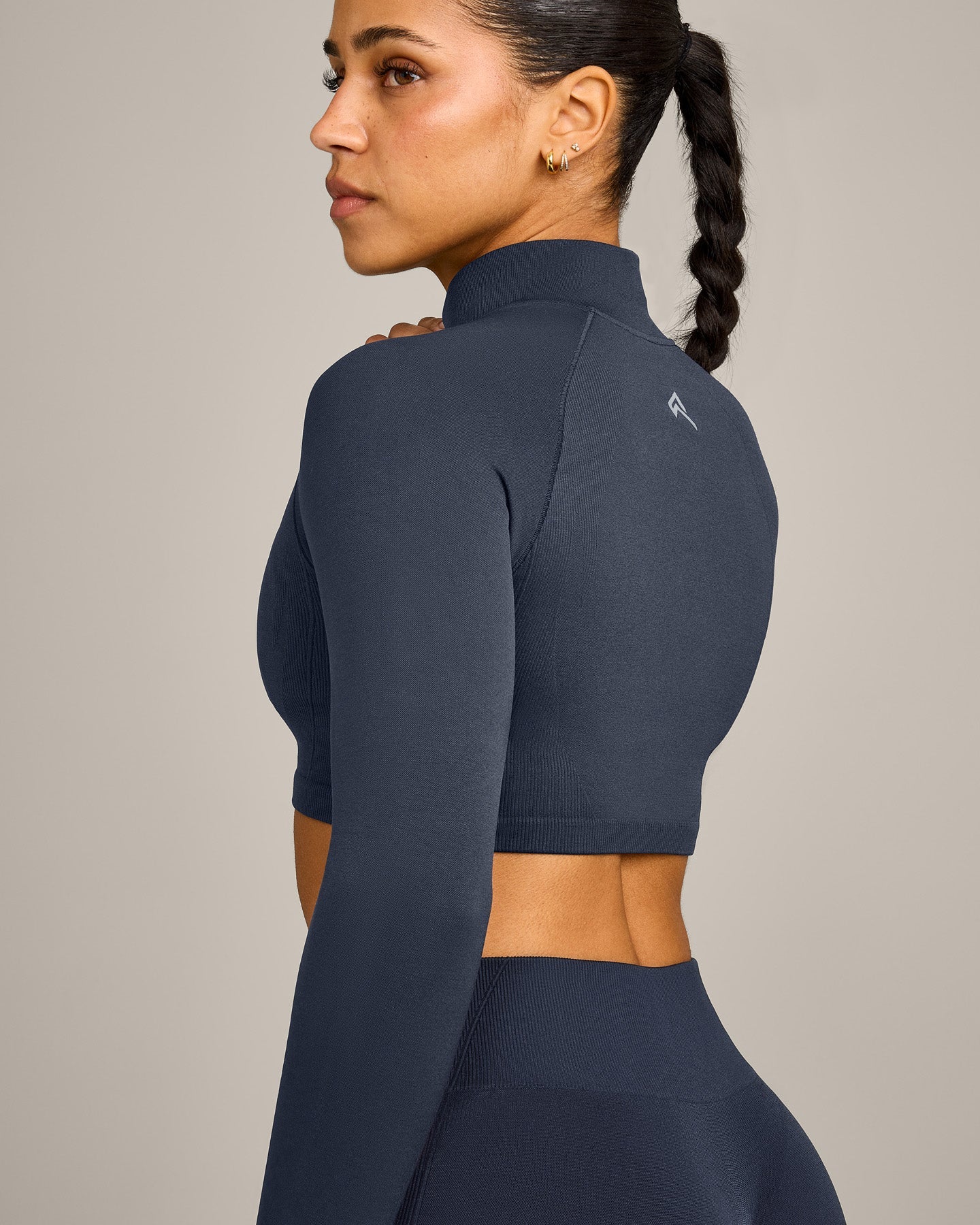EnhanceLift™ Seamless Crop Jacket with Grey Logo | True Blue - Image 4