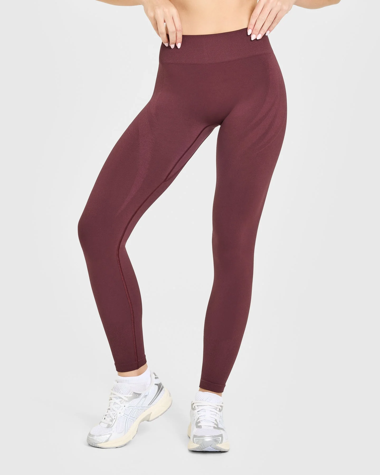 EnhanceLift™ Seamless Leggings with White Logo | Velvet Mocha - Image 6