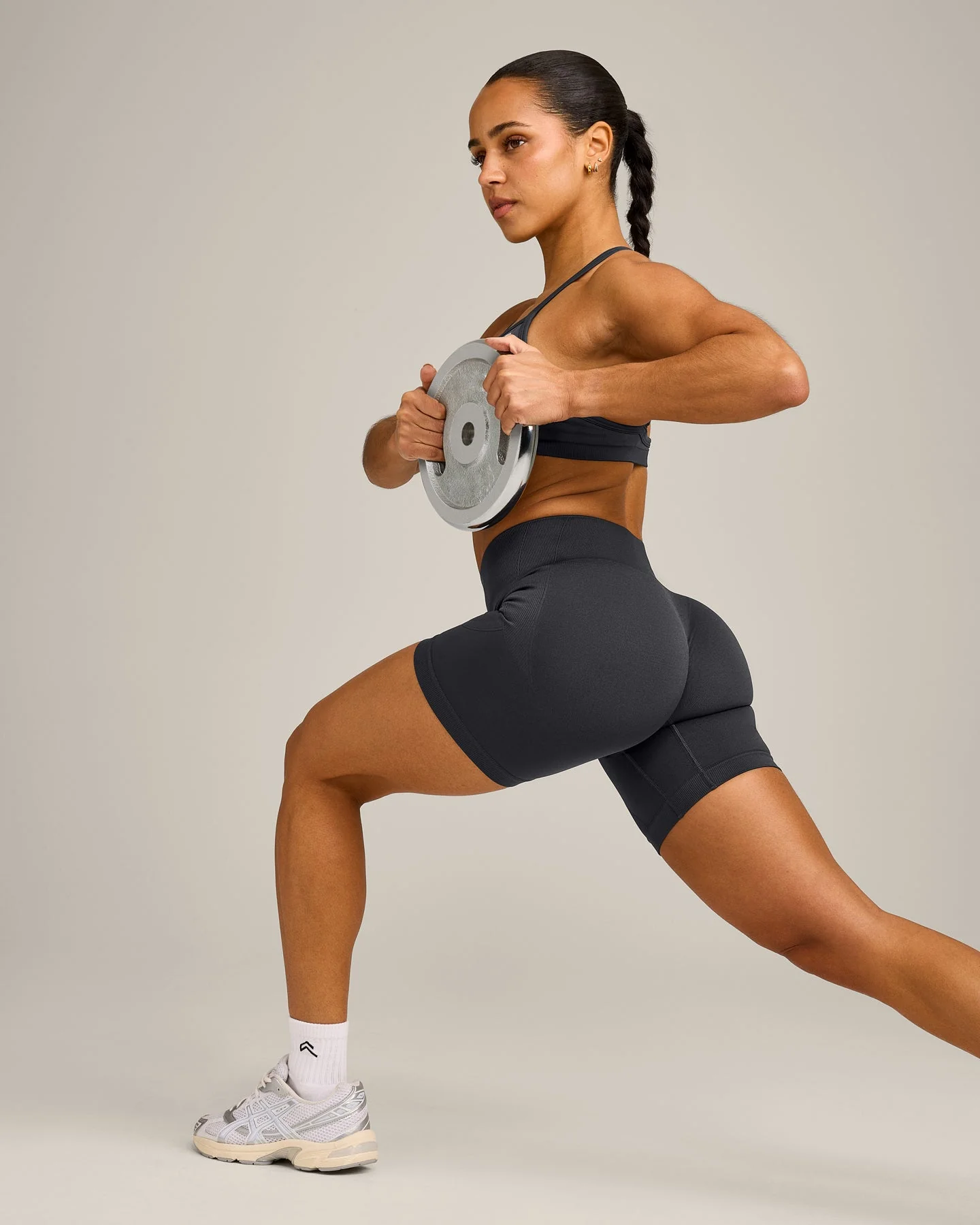 EnhanceLift™ Seamless Shorts with Grey Logo | Coal - Image 6