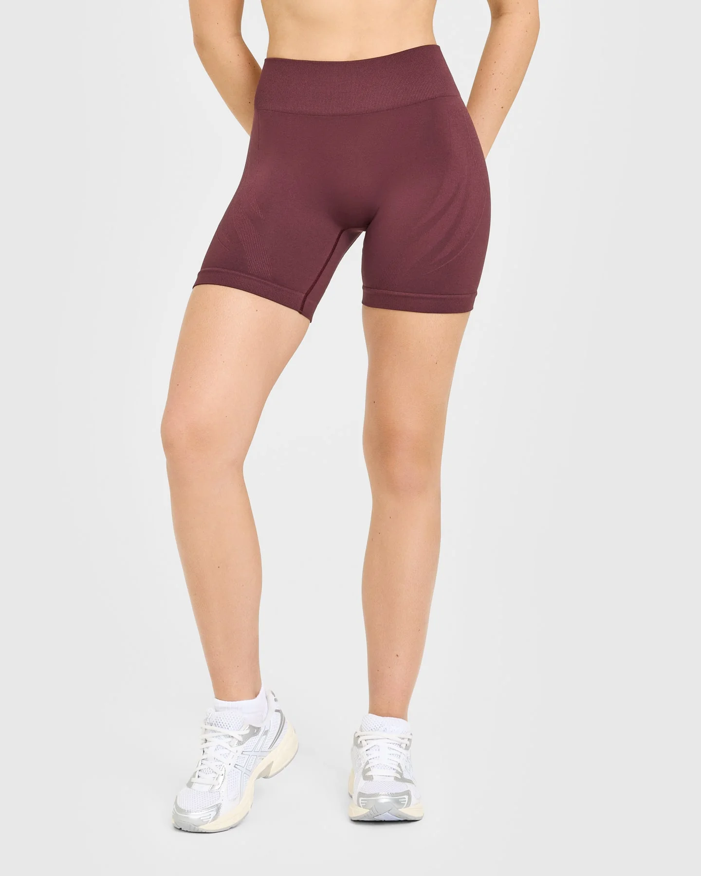 EnhanceLift™ Seamless Shorts with White Logo | Velvet Mocha - Image 2