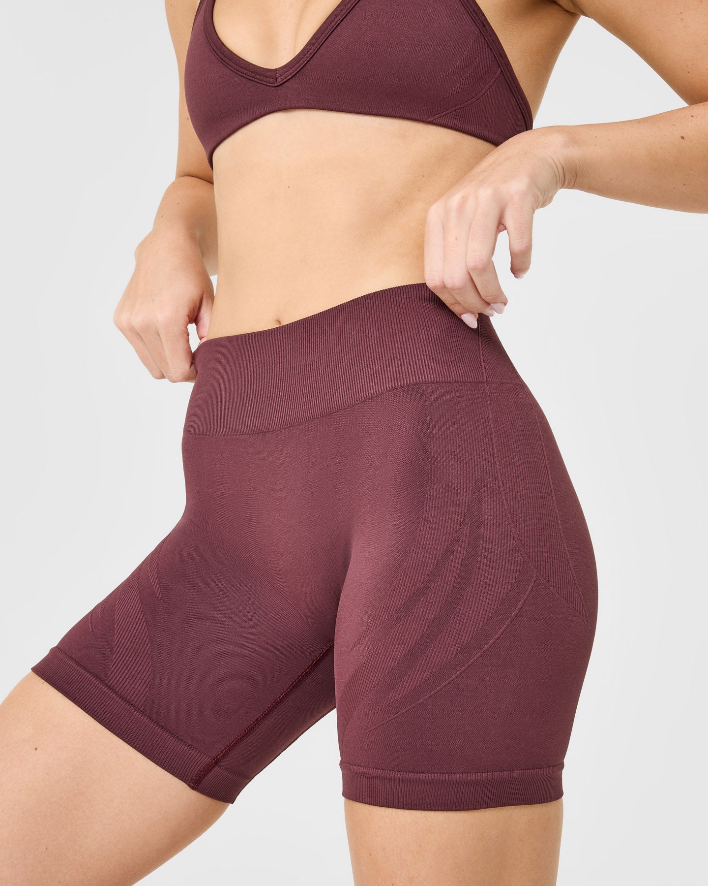 EnhanceLift™ Seamless Shorts with White Logo | Velvet Mocha - Image 5