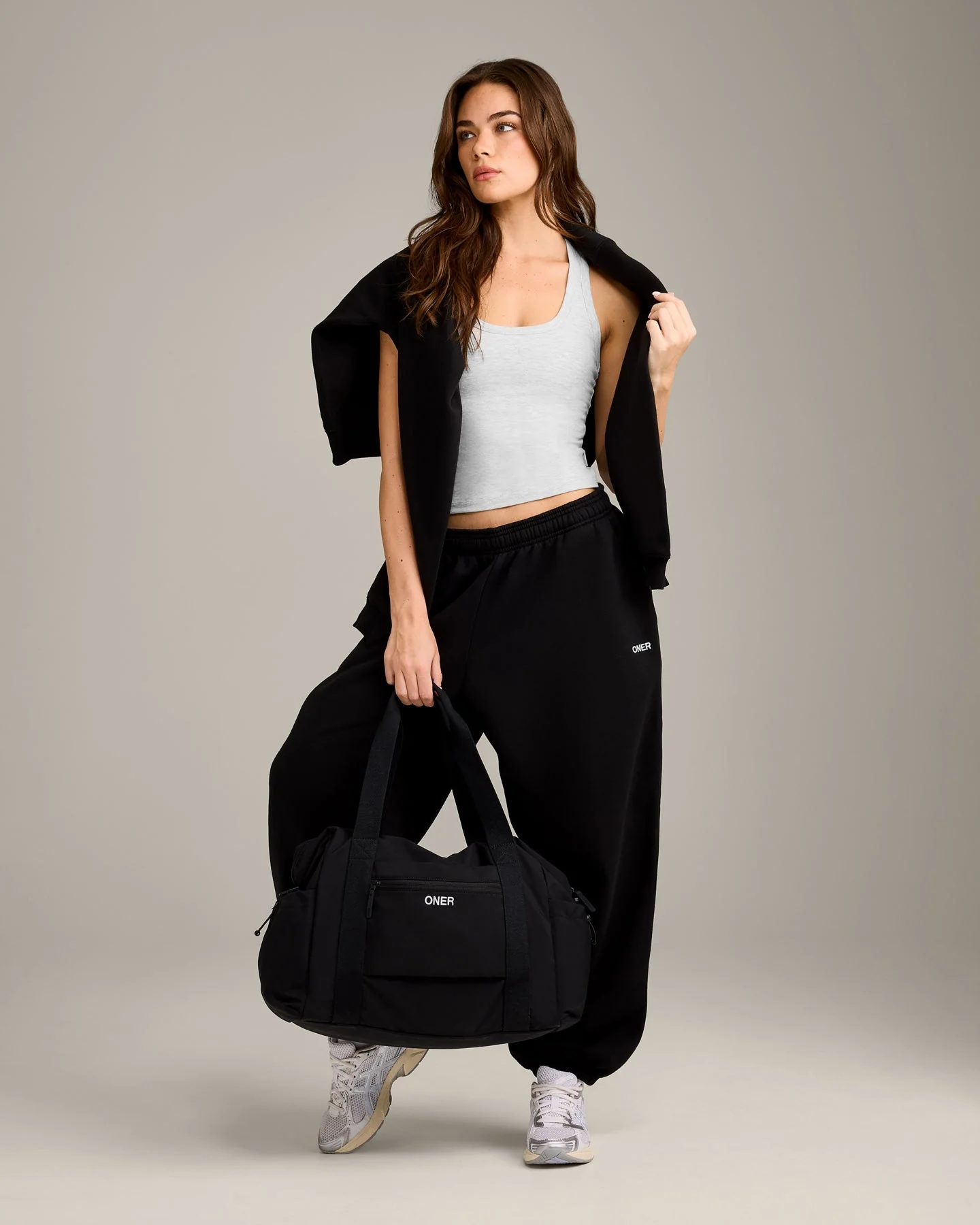 Foundations Cosy Oversized Joggers | Black - Image 3