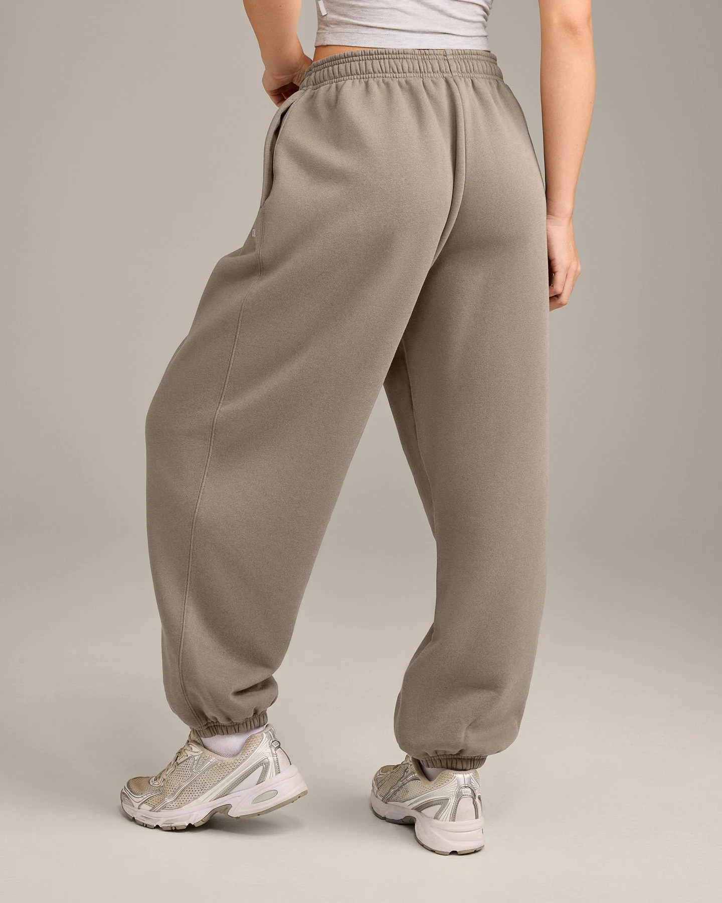 Foundations Cosy Oversized Joggers | Minky - Image 4