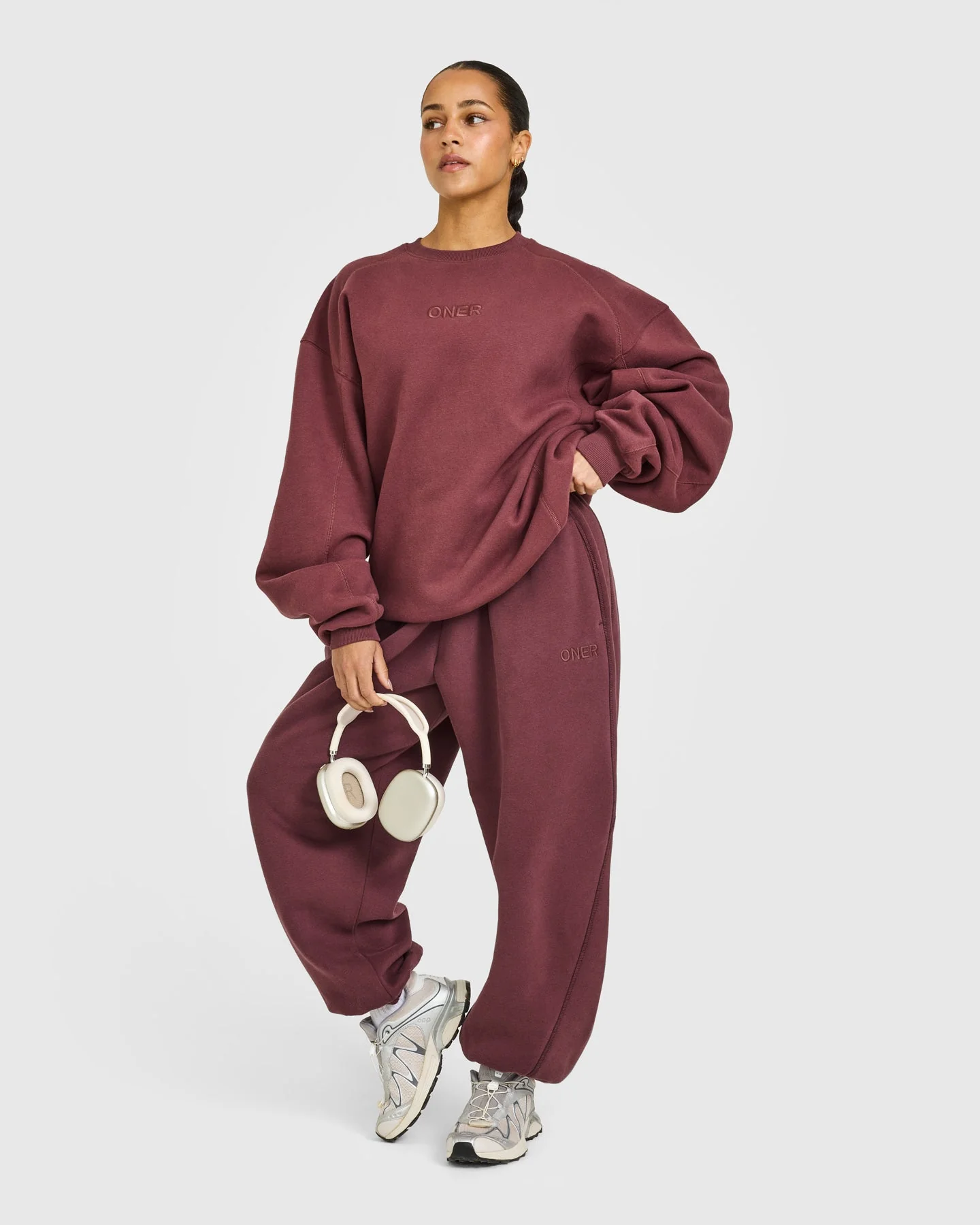 Foundations Oversized Cuffed Joggers with Oner Embroidery | Washed Velvet Mocha - Image 3