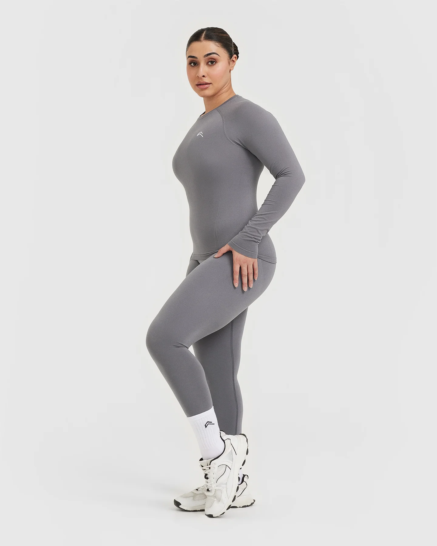Go To Seamless Fitted Long Sleeve Top | Ash Grey - Image 3
