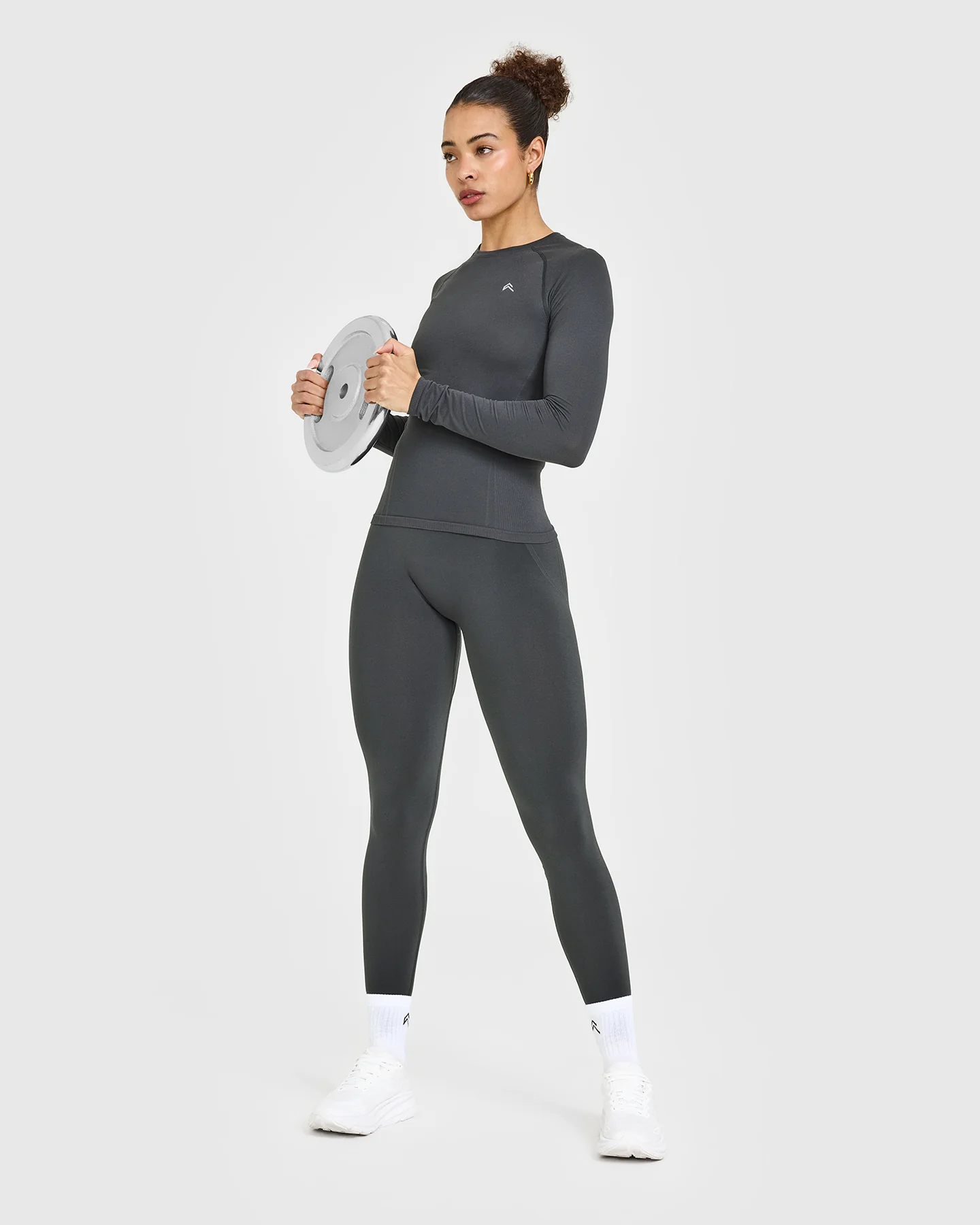 Go To Seamless Fitted Long Sleeve Top | Coal - Image 3