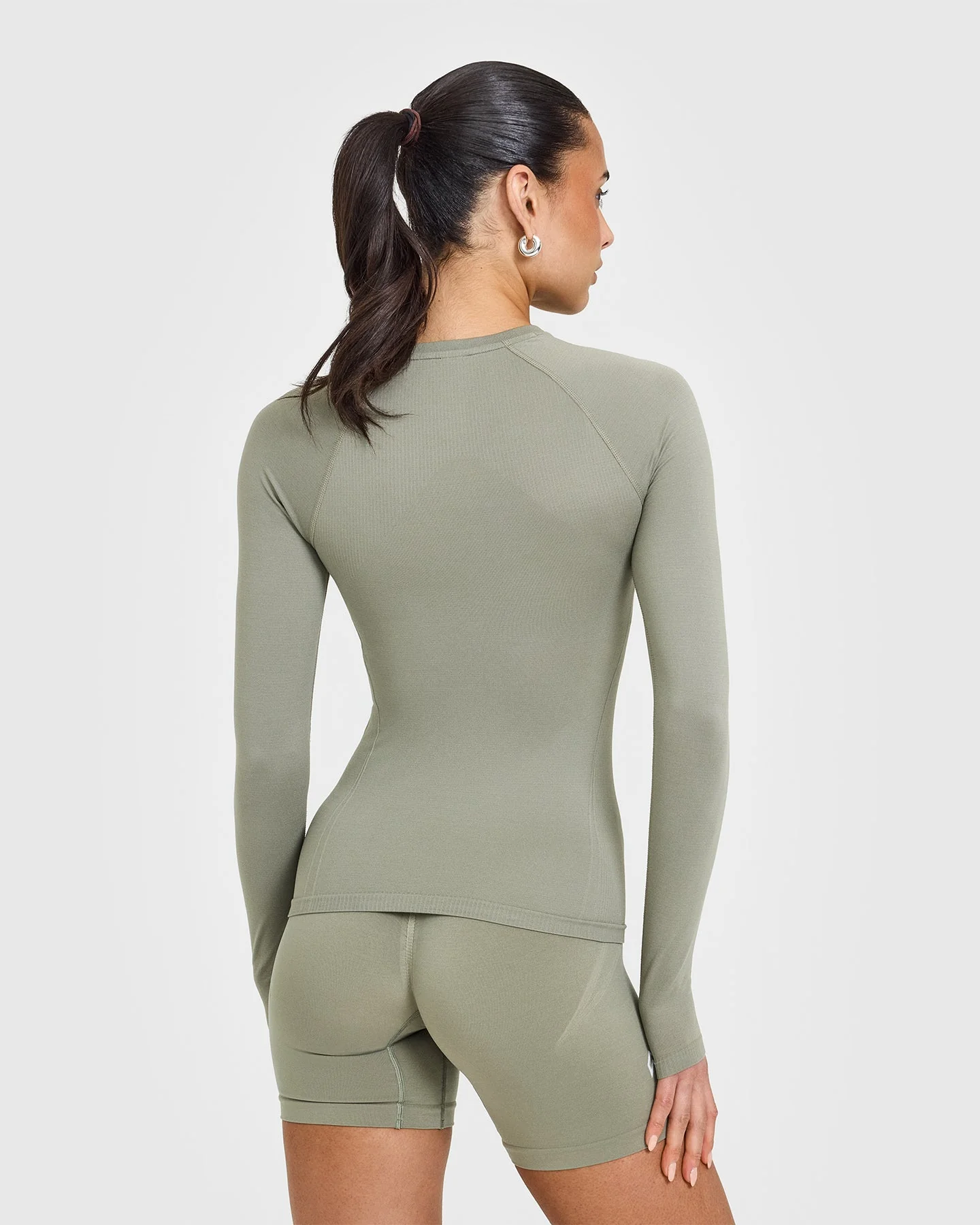 Go To Seamless Fitted Long Sleeve Top | Soft Sage Green - Image 2