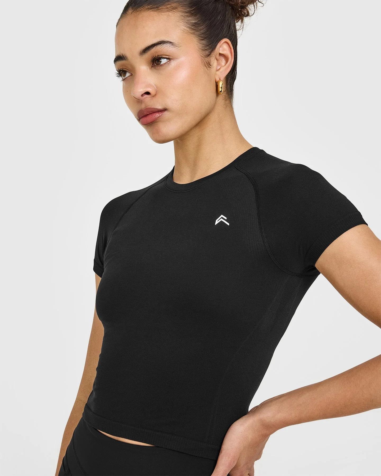Go To Seamless Fitted Mid Top | Black - Image 3