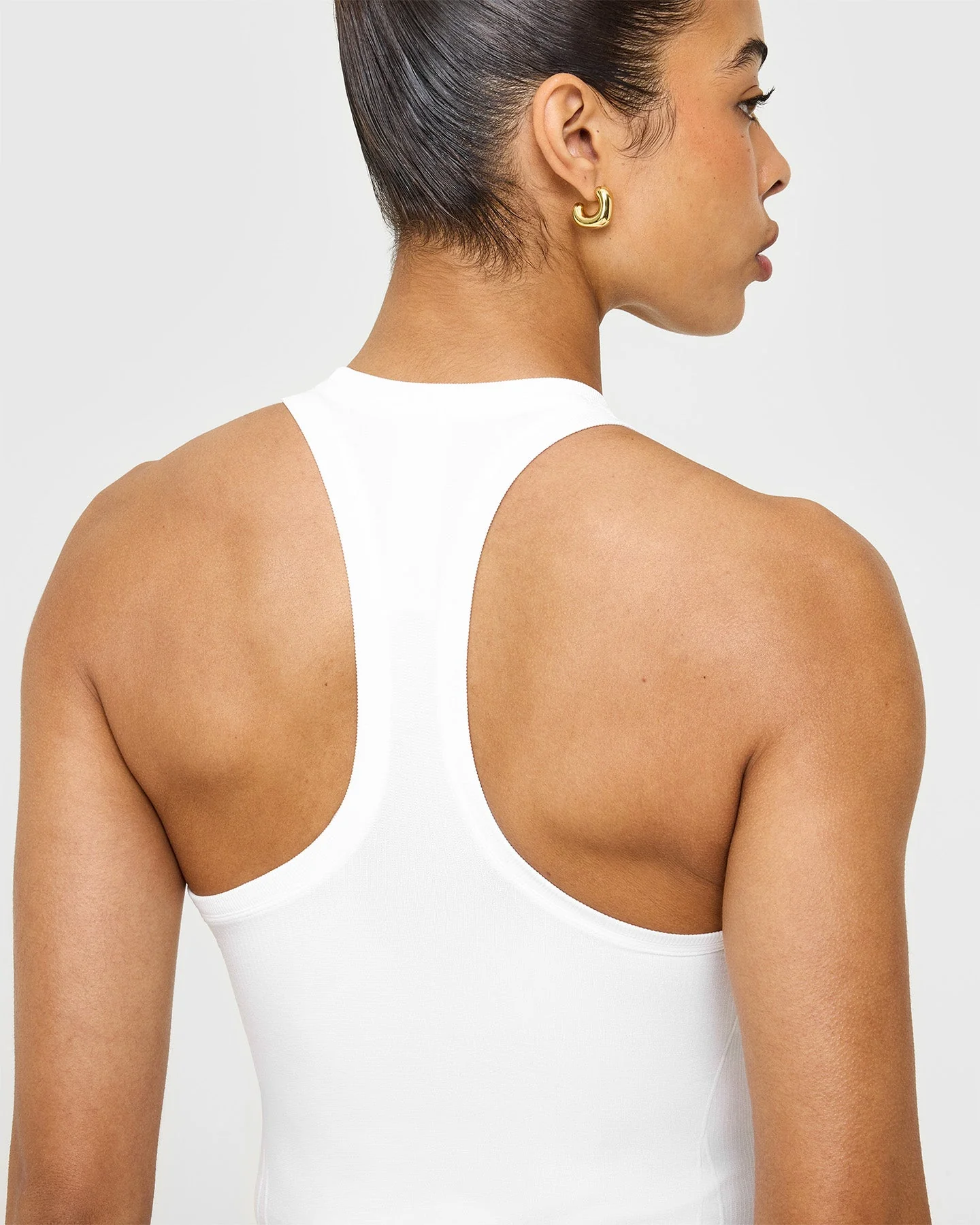 Go To Seamless Fitted Mid Vest | White - Image 4