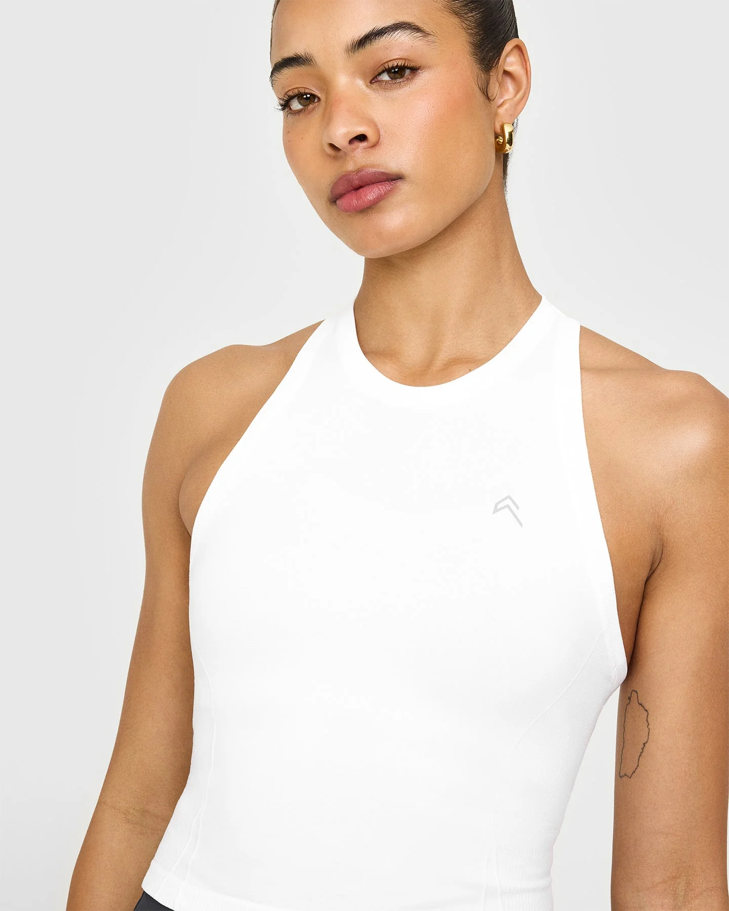 Go To Seamless Fitted Mid Vest | White - Image 5