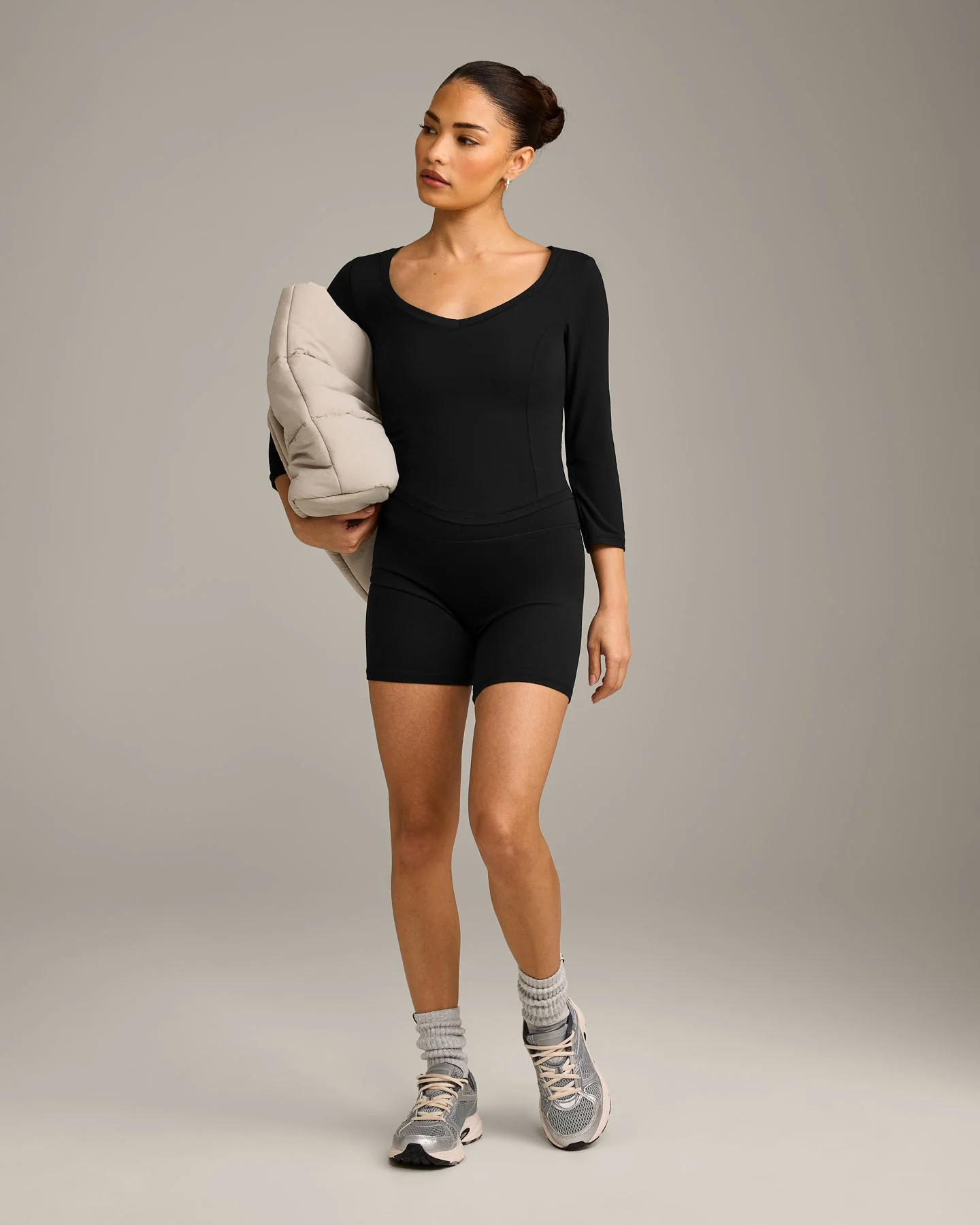 Mellow™ Motion Wide V Neck 3/4 Length Sleeve Mid Top | Black - Image 3