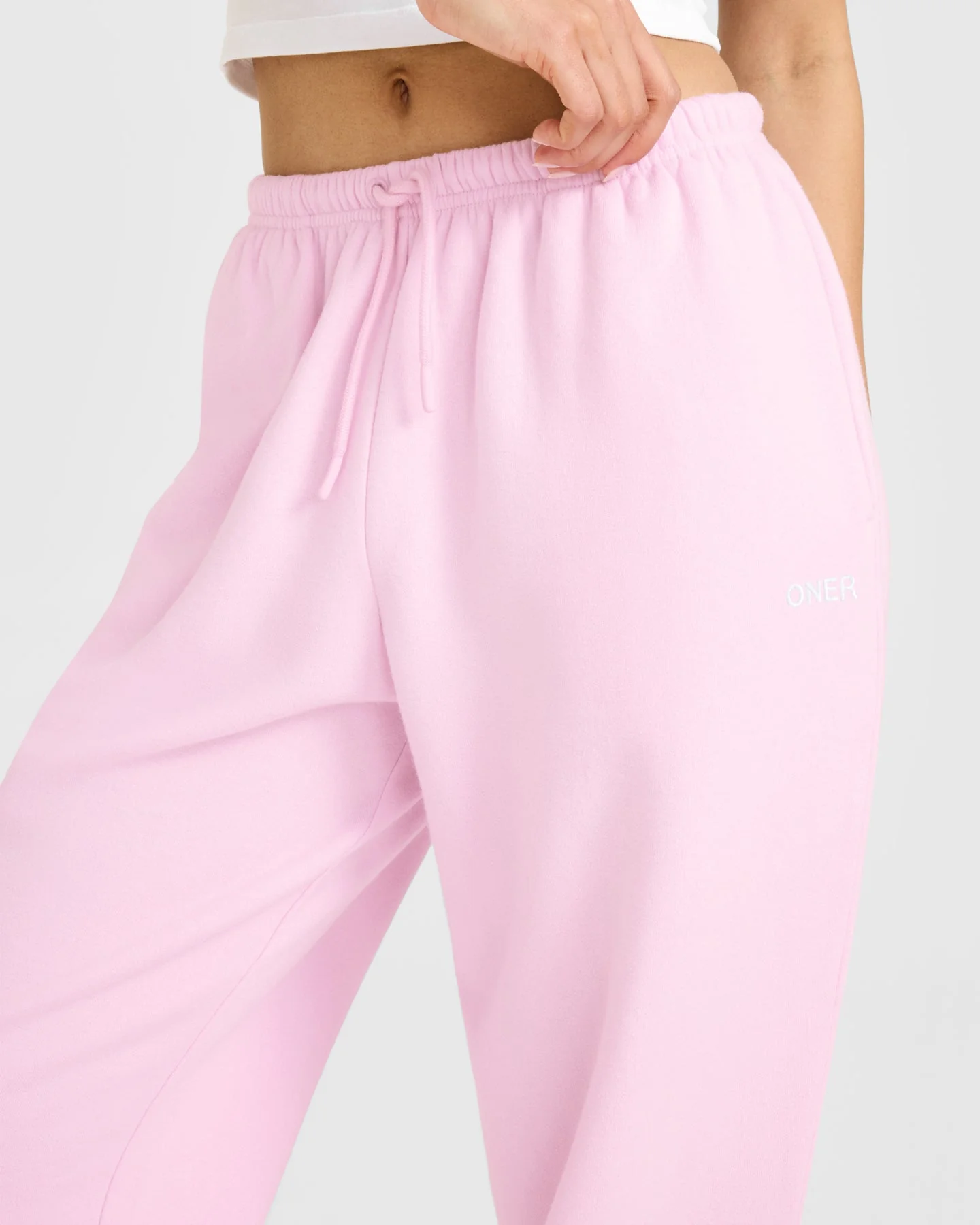 Mid Weight Relaxed Joggers | Chalk Pink - Image 4