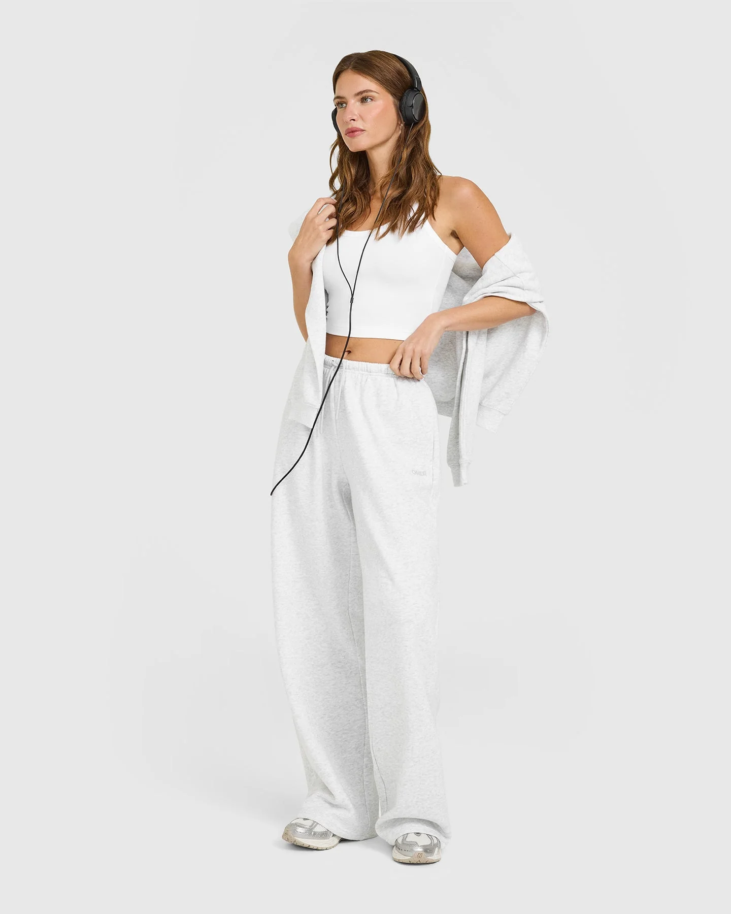 Mid Weight Relaxed Straight Leg Joggers | Light Grey Marl - Image 3