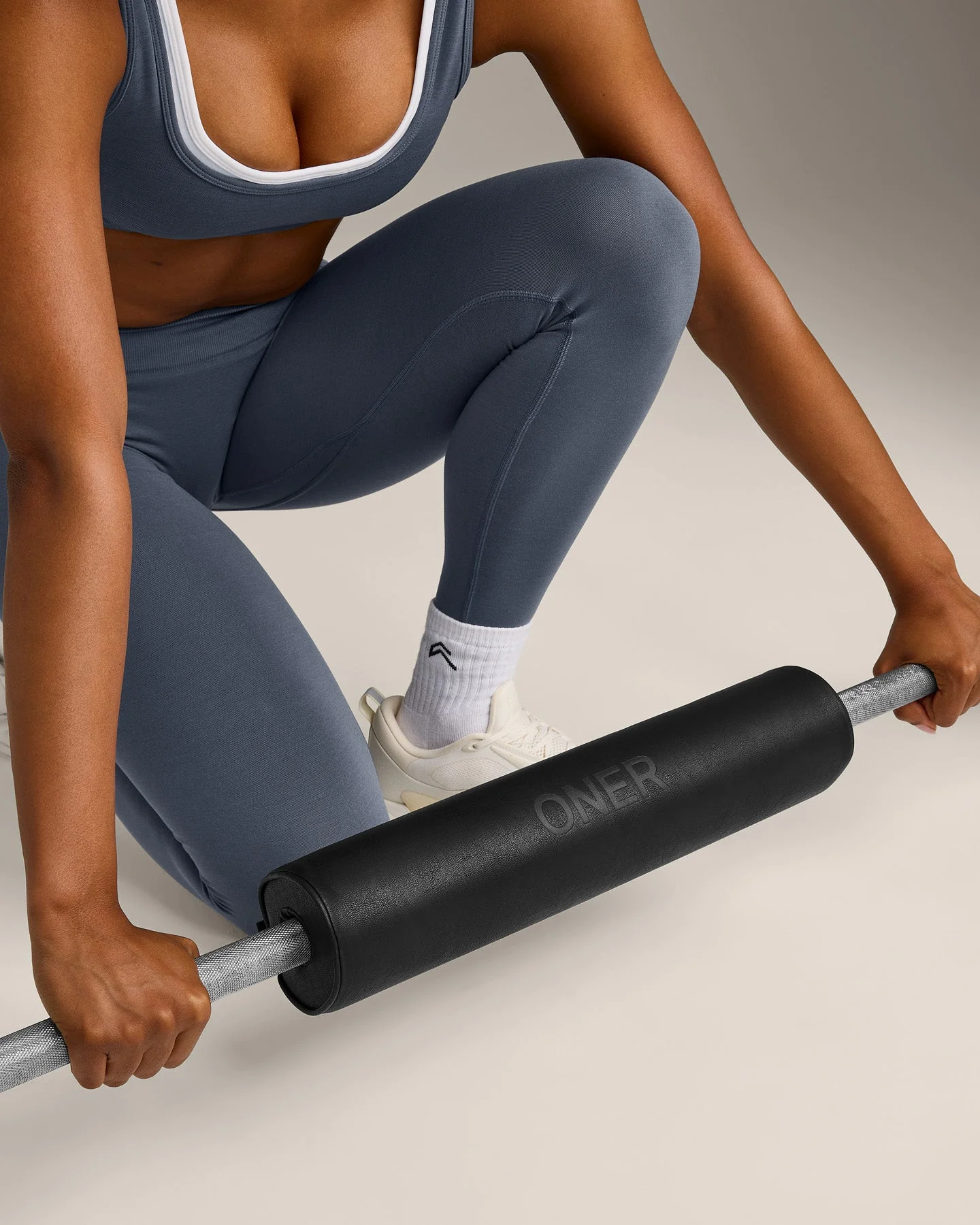 Oner Barbell Pad | Black - Image 4