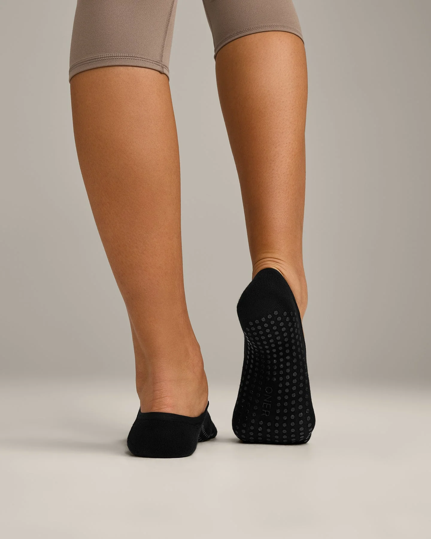 Pilates Grip Socks 1 Pack | Black - Image 4