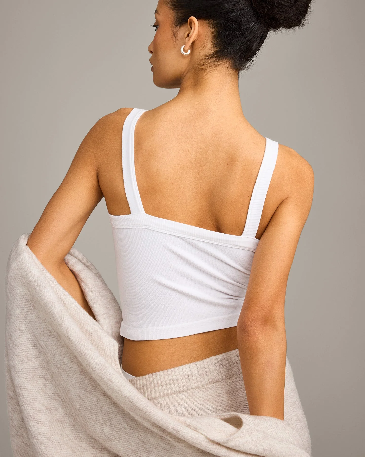 Seamless Scoop Neck Vest | White - Image 2