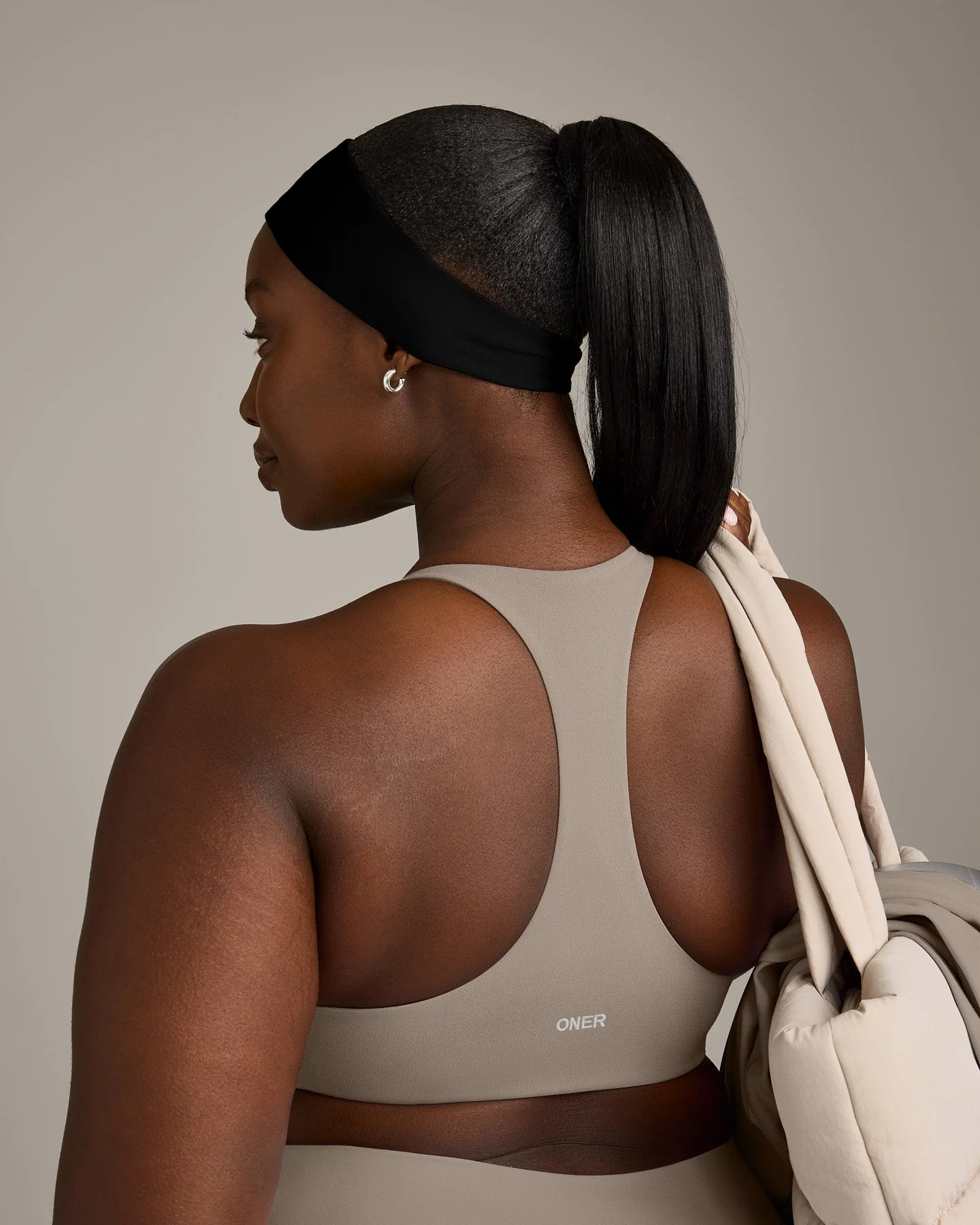 SoftMotion™ Headband with Grey Logo | Black - Image 6