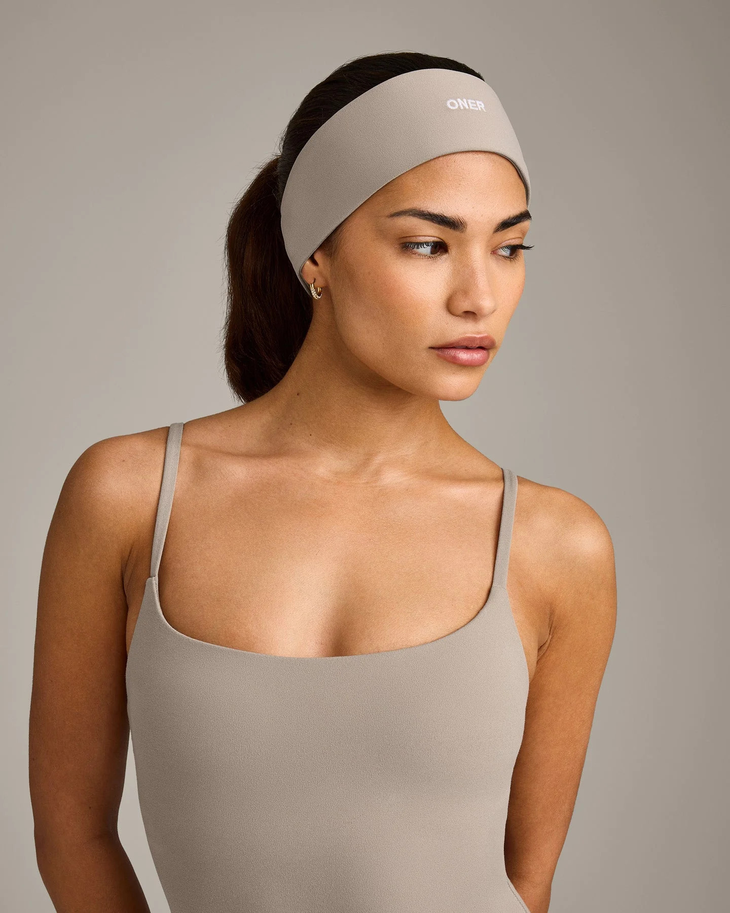 SoftMotion™ Headband with White Logo | Warm Sand - Image 3