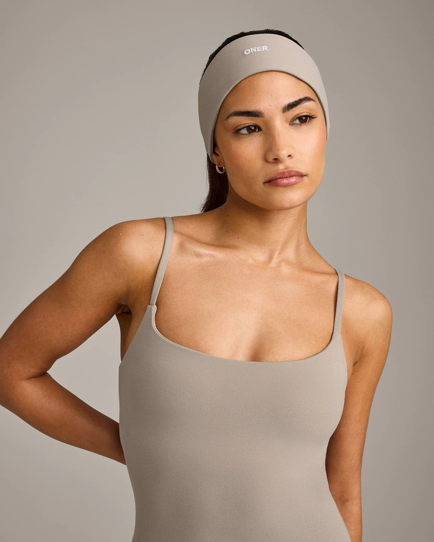 SoftMotion™ Headband with White Logo | Warm Sand - Image 4