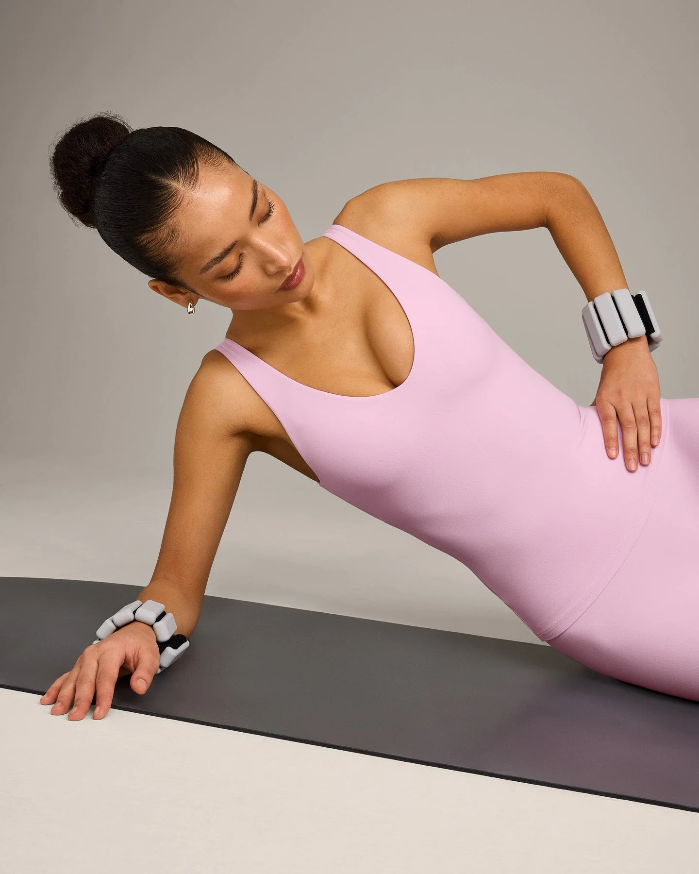 SoftMotion™ Scoop Neck Vest with Grey Logo | Chalk Pink - Image 4