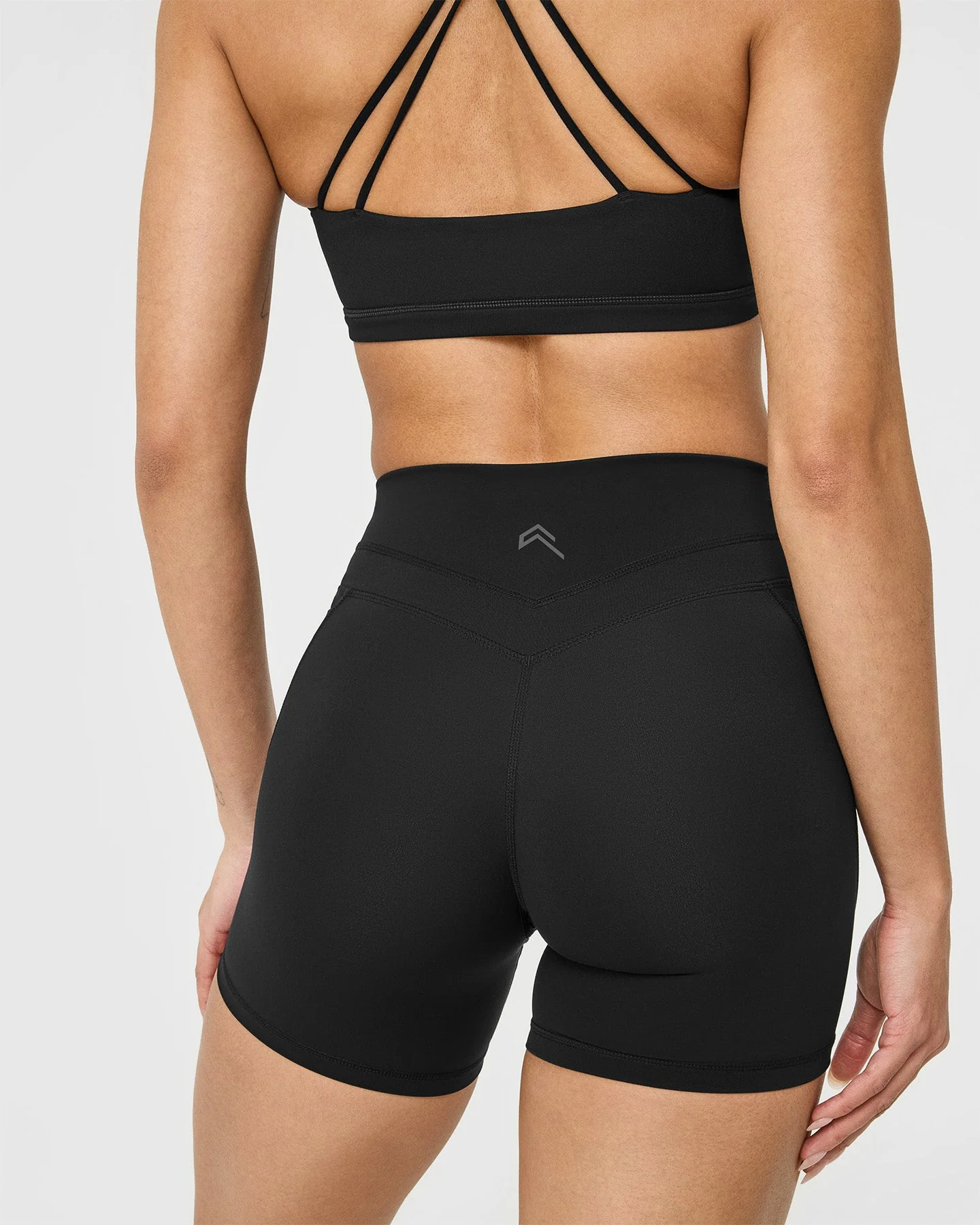 UnifiedMove™ High Waisted Pocket Shorts 6" | Black - Image 4