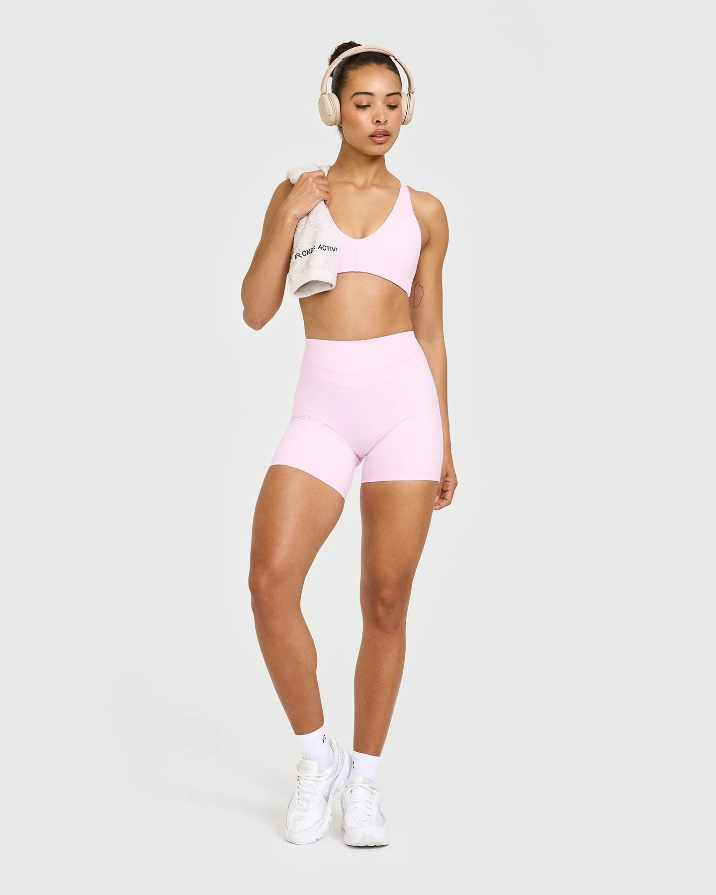 UnifiedMove™ High Waisted Shorts 6" | Chalk Pink - Image 3